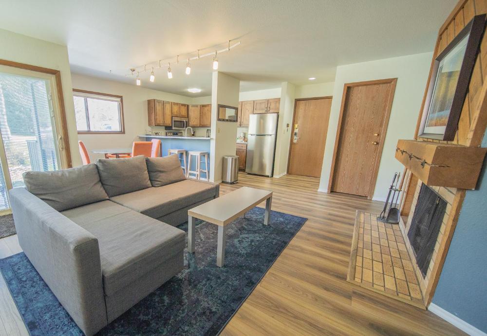 One-Bedroom Apartment with Terrace interior